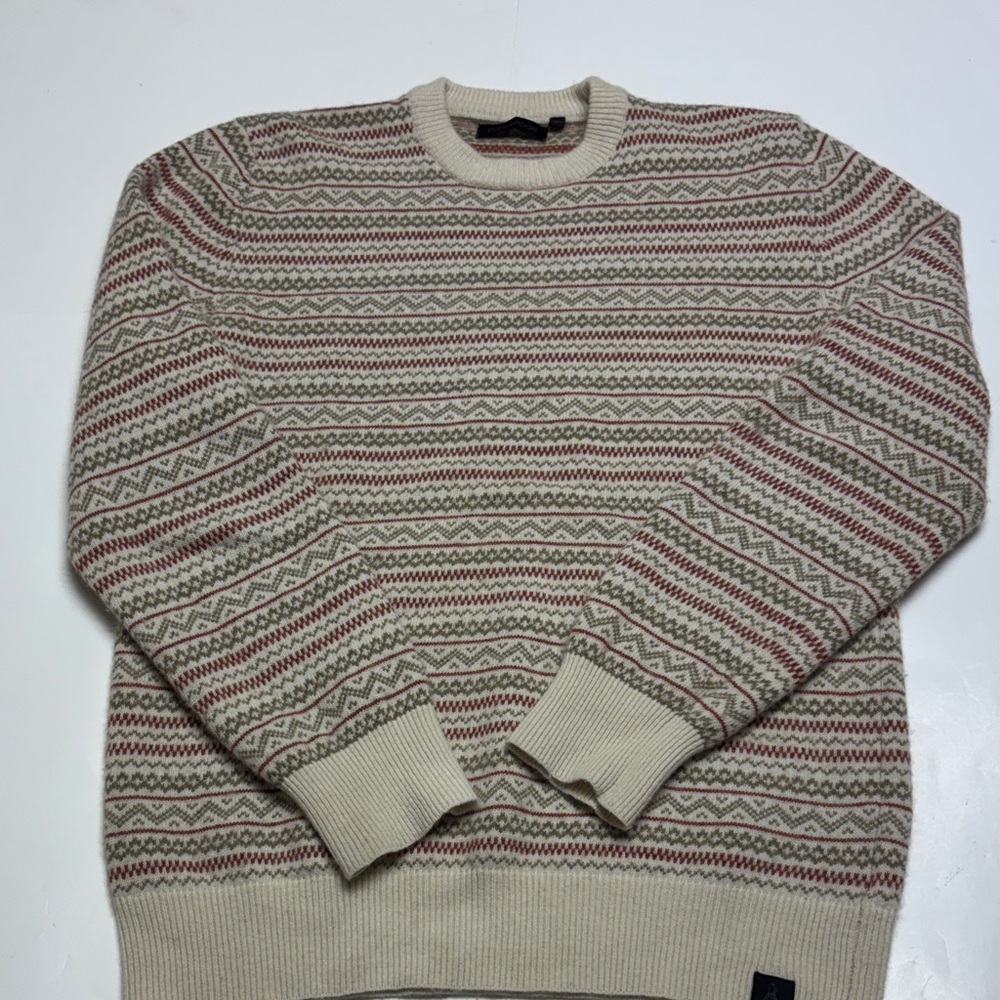 Men’s Fair Isle sweater in supersoft lambswool blend size large